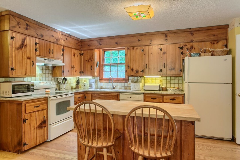 12 Pearl Brook Road Townsend, MA 01474 - Photo 11 of 30 Gallery Image 11