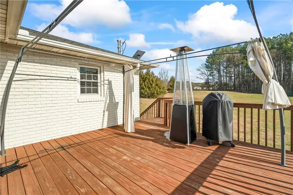 $399,000 | 555 Hubbard Road, Carnesville, GA 30521