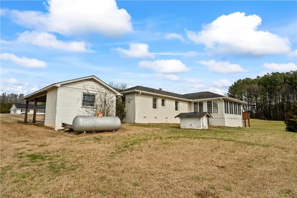 $399,000 | 555 Hubbard Road, Carnesville, GA 30521