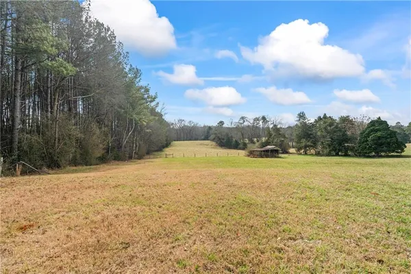 $399,000 | 555 Hubbard Road, Carnesville, GA 30521