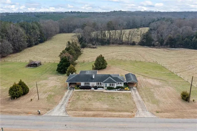$399,000 | 555 Hubbard Road, Carnesville, GA 30521