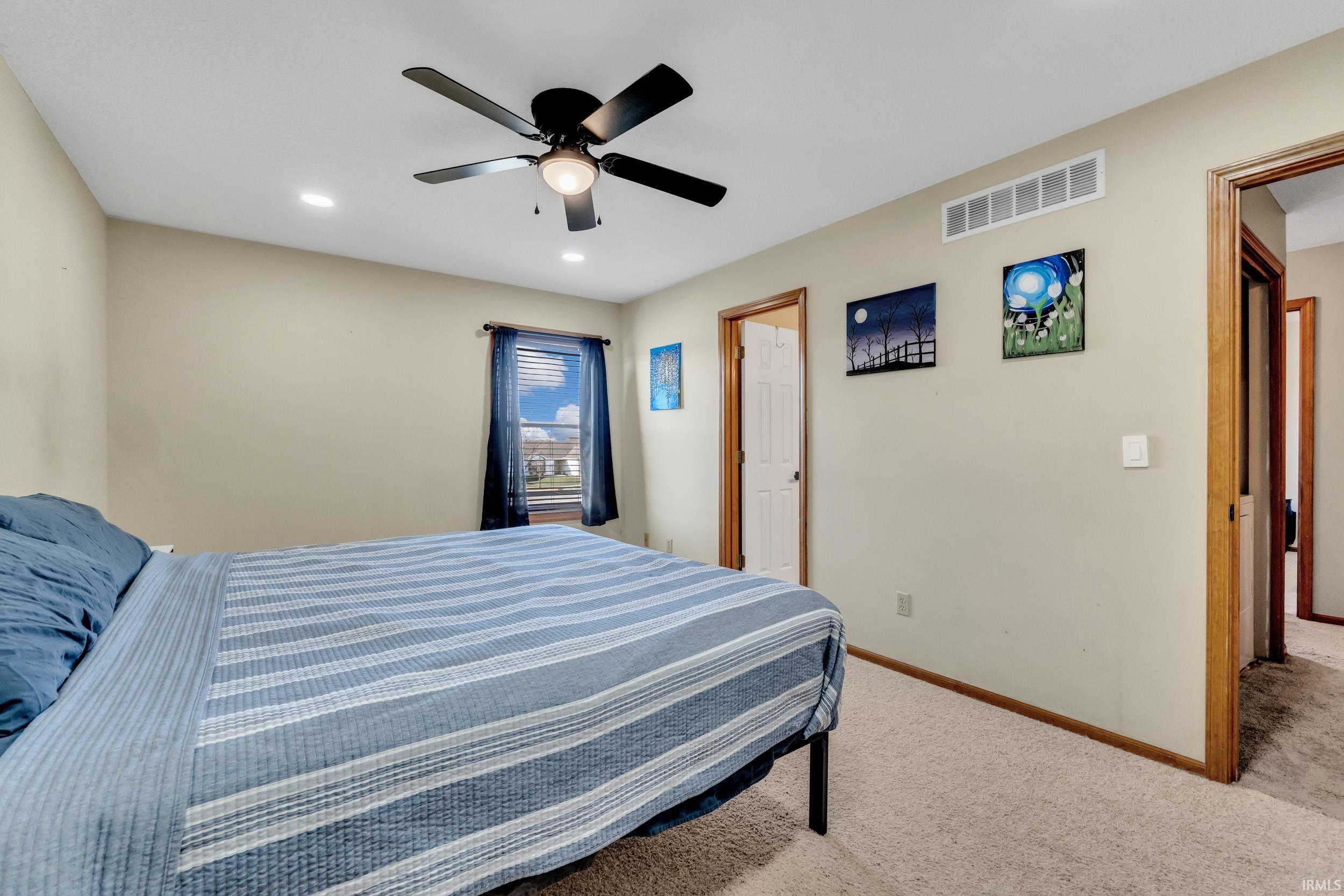 525 Briarfield Drive Fort Wayne, IN 46825 - Photo 12 of 26 Gallery Image 12