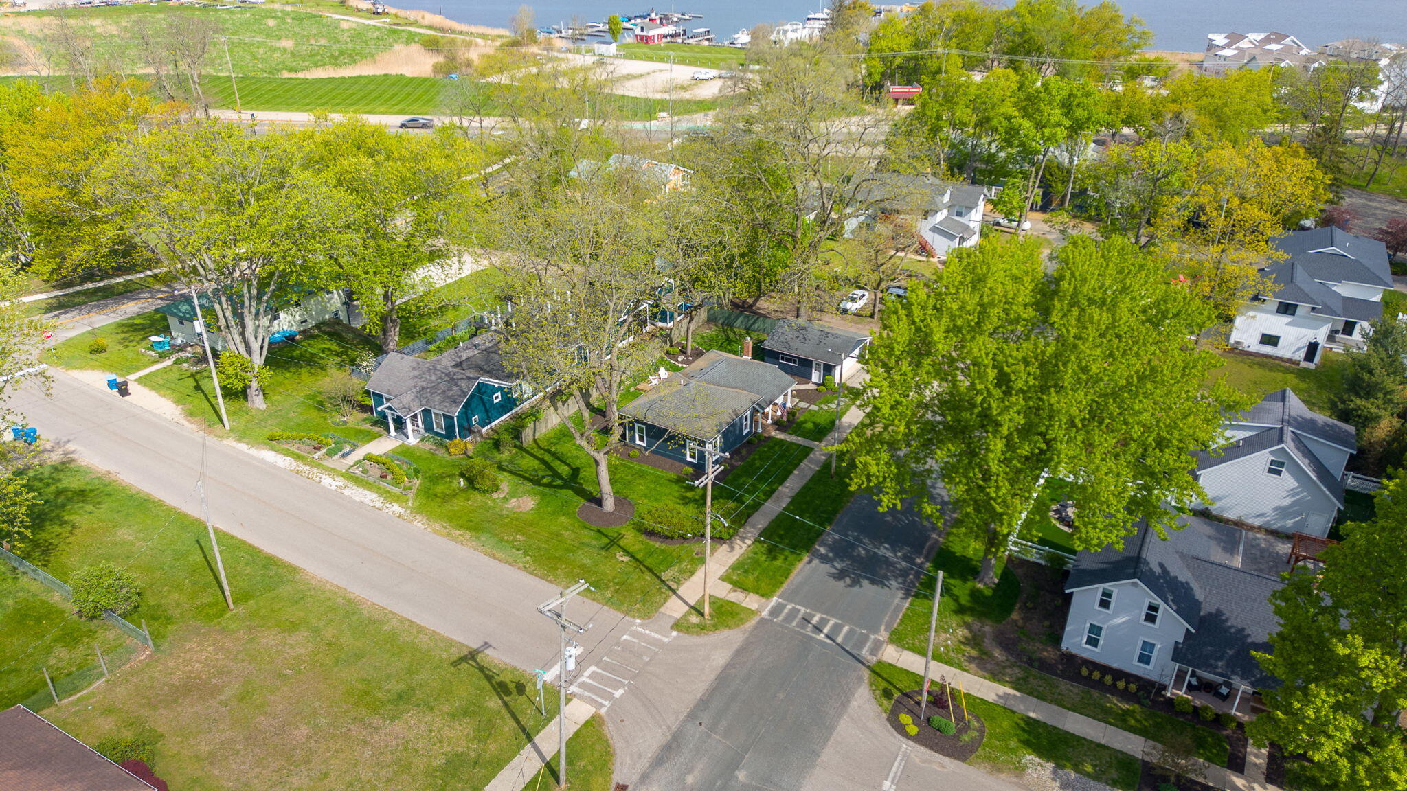 118 South Spring Street Douglas, MI 49406 - Photo 33 of 43 17-web-or-mls-118-s-spring-st