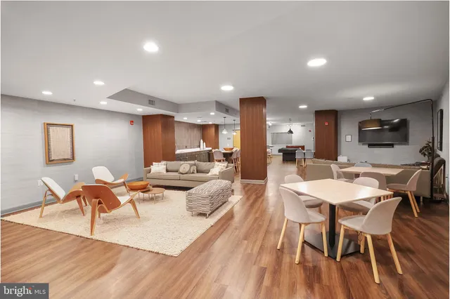 $465,000 | 400 Massachusetts Avenue Northwest, Unit 405, Washington, DC 20001