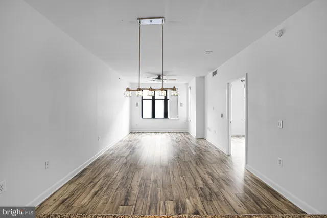 $465,000 | 400 Massachusetts Avenue Northwest, Unit 405, Washington, DC 20001