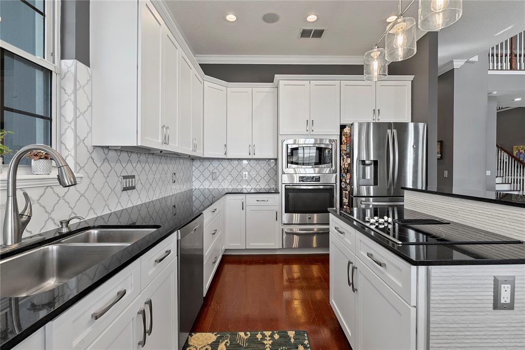 9648 Weatherstone Court Windermere, FL 34786 - Photo 8 of 65