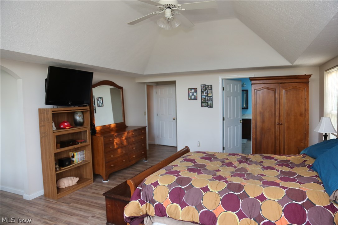 10834 Old Mill Road Spencer, OH 44275 - Photo 17 of 34 Master Bedroom and adjoining master bath with soaking tub, separate shower and walk-in closet