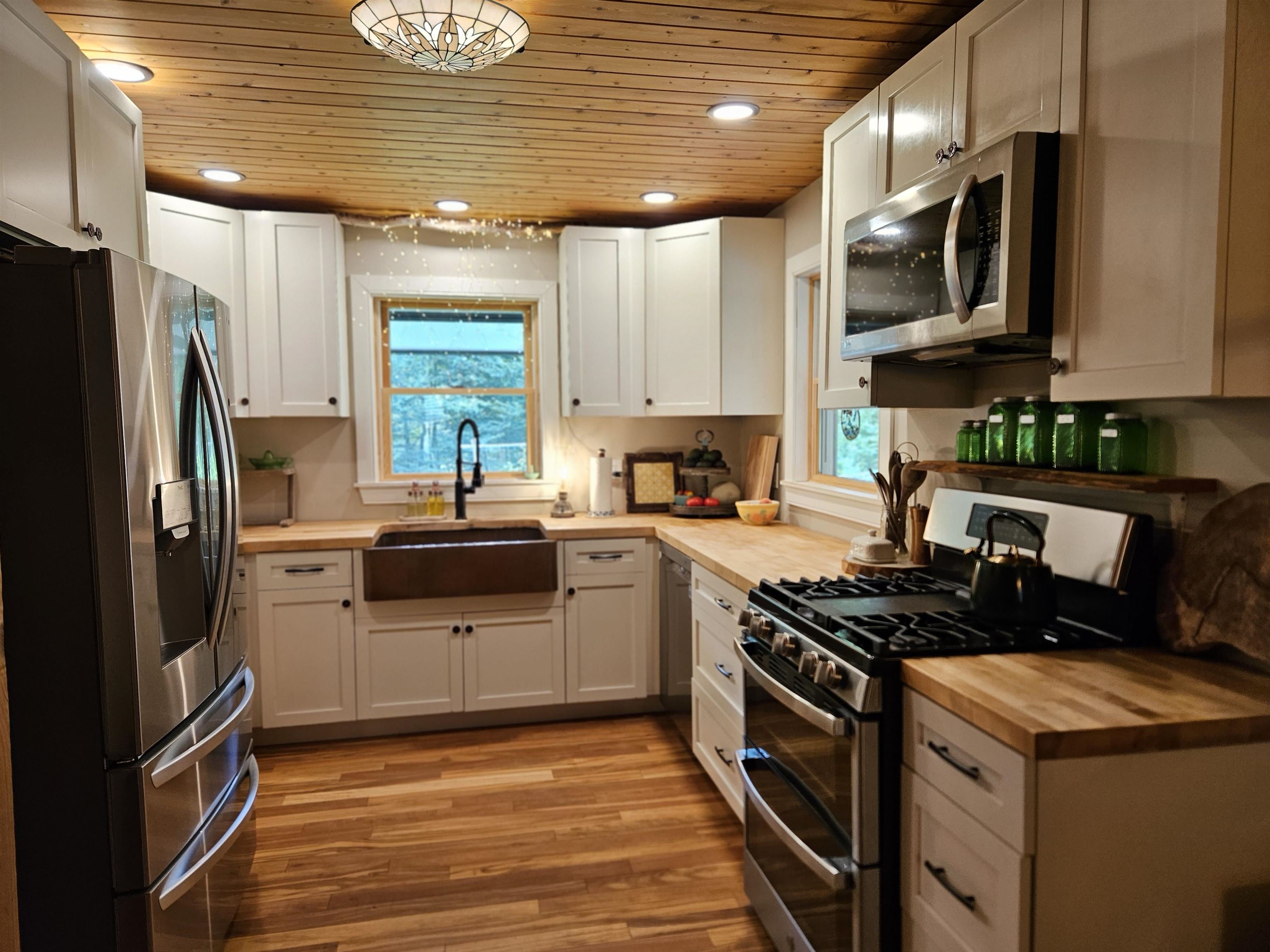 762 Potter Road Lowell, VT 05847 - Photo 8 of 50
