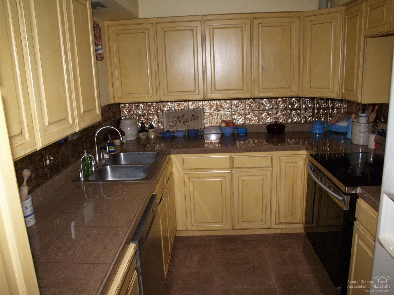 13773 Quail Trail Powell Butte, OR 97753 - Photo 10 of 25 Additional Photo