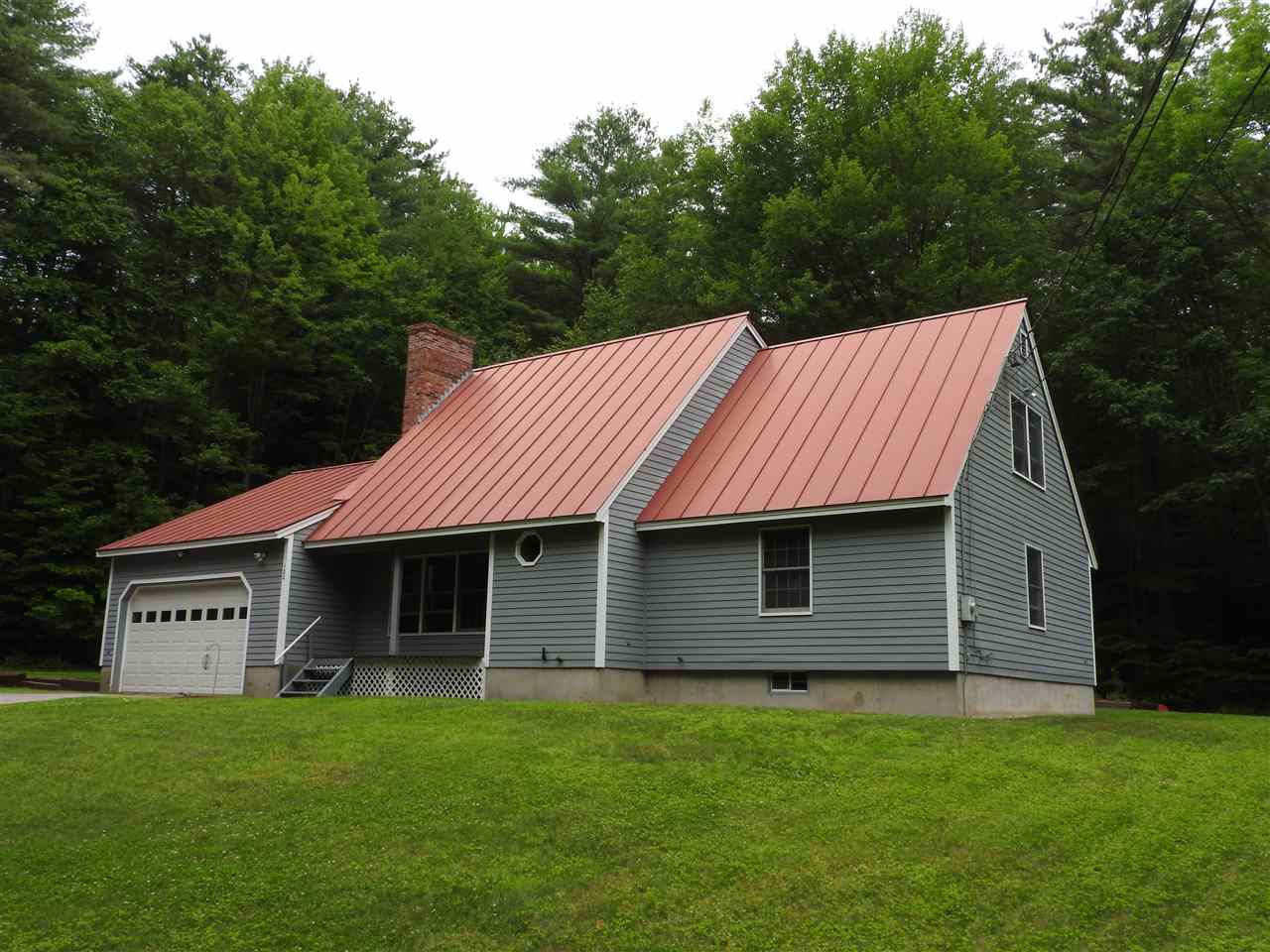 122 Davison Road Henniker, NH 03242 - Photo 1 of 23 Gallery Image 1