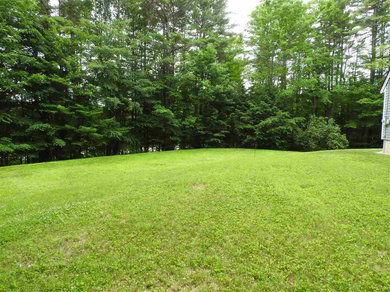 122 Davison Road Henniker, NH 03242 - Photo 23 of 23 Gallery Image 23
