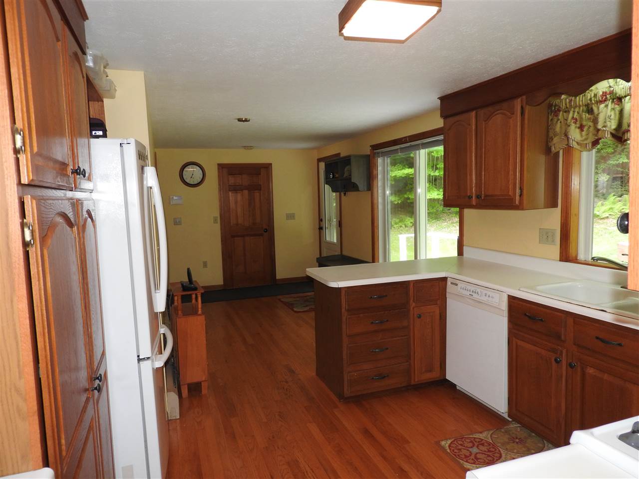 122 Davison Road Henniker, NH 03242 - Photo 6 of 23 Gallery Image 6
