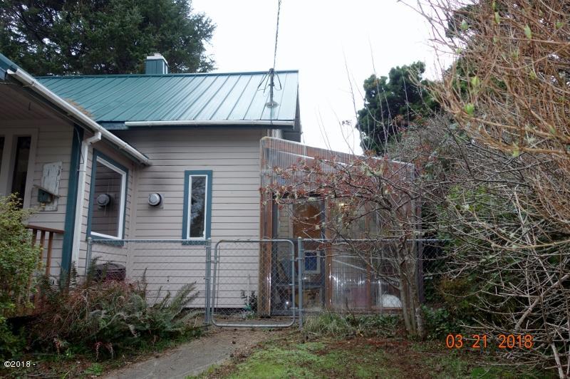 25 Southwest Briscoe Street Depoe Bay, OR 97341 - Photo 28 of 31 Tracy 004 (800x532)
