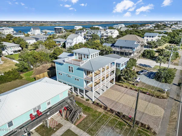$2,050,000 | 408 South Anderson Boulevard, Topsail Beach, NC 28445