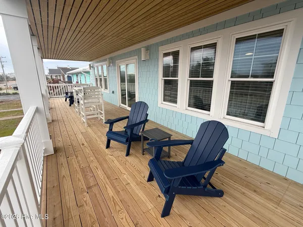 $2,050,000 | 408 South Anderson Boulevard, Topsail Beach, NC 28445