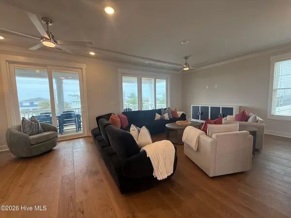 $2,050,000 | 408 South Anderson Boulevard, Topsail Beach, NC 28445