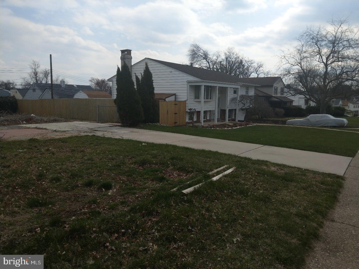 9885 Bridle Road Philadelphia, PA 19115 - Photo 11 of 13