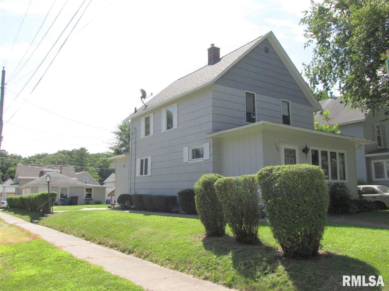 1102 25th Street Moline, IL 61265 - Photo 1 of 23 Gallery Image 1