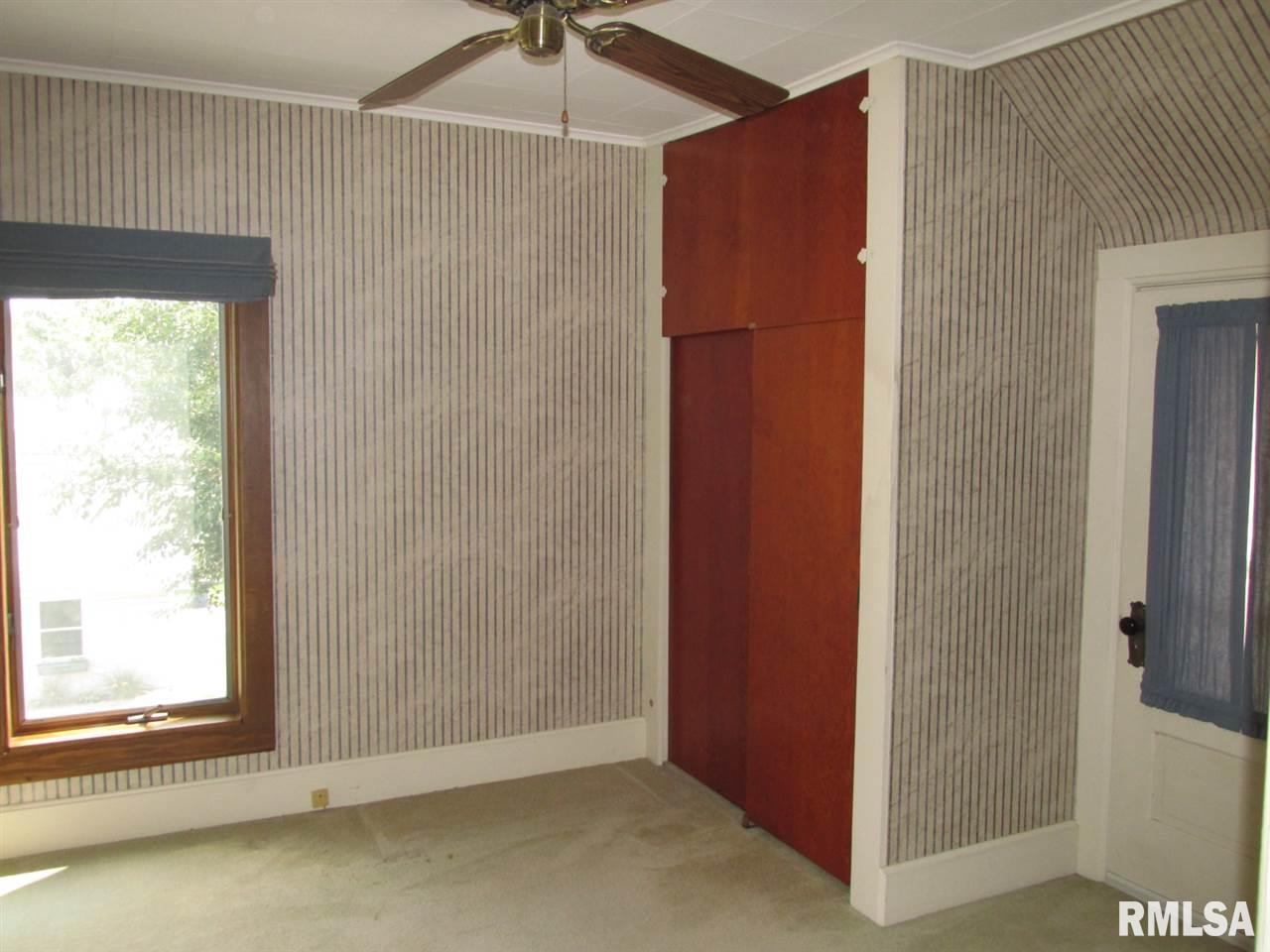 1102 25th Street Moline, IL 61265 - Photo 19 of 23 Gallery Image 19