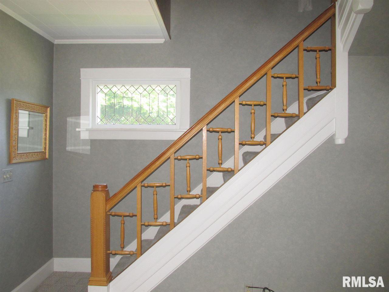 1102 25th Street Moline, IL 61265 - Photo 5 of 23 Gallery Image 5