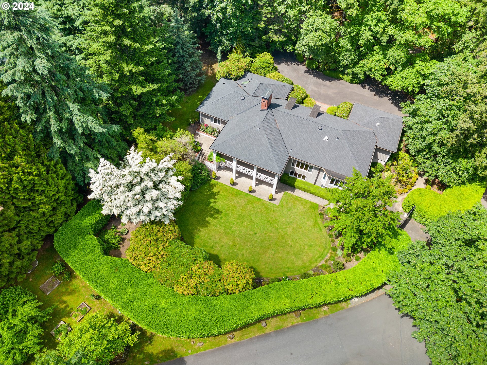 1386 South Military Road Portland, OR 97219 - Photo 44 of 48 Gallery Image 44