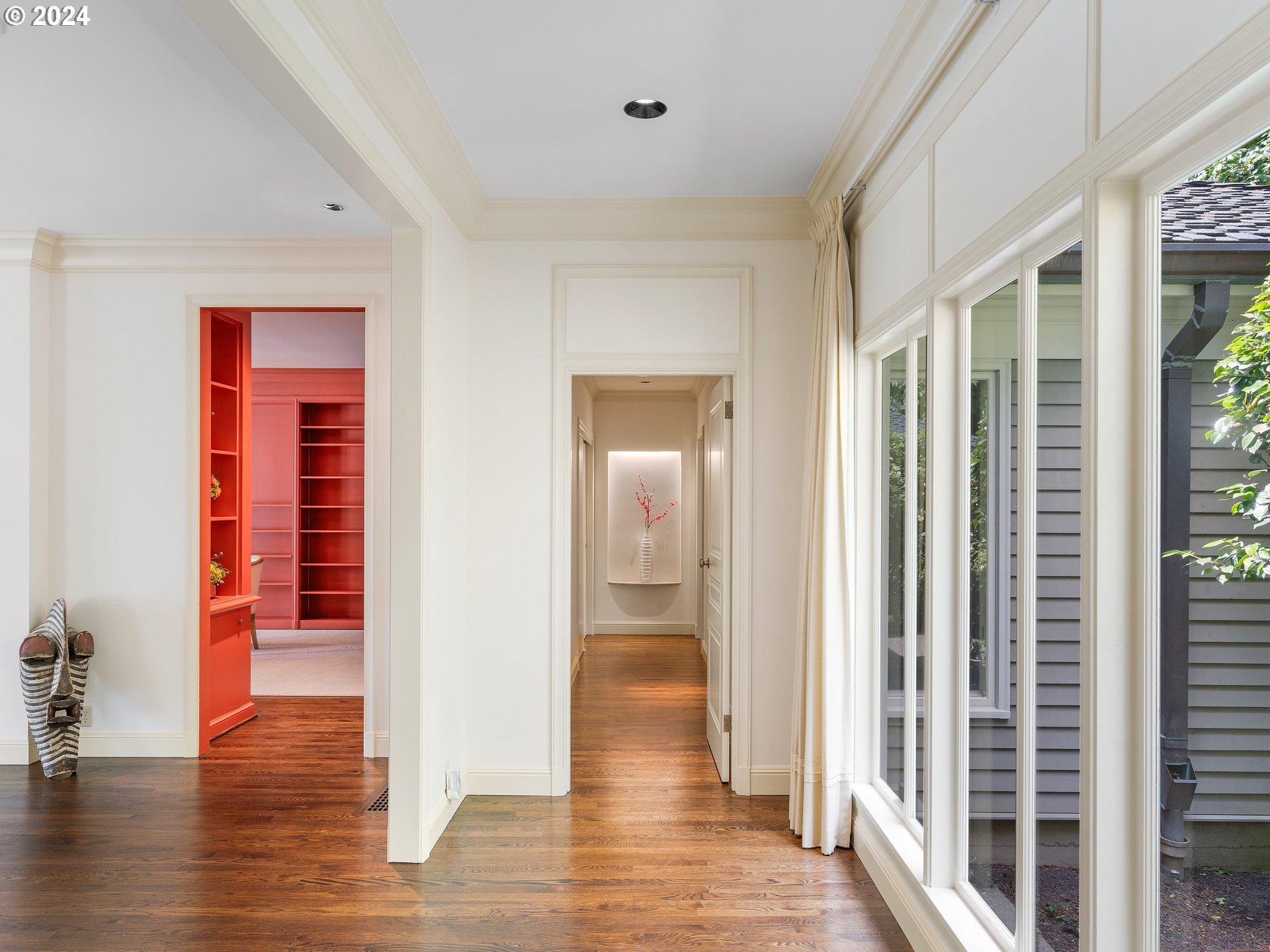 1386 South Military Road Portland, OR 97219 - Photo 9 of 48 Gallery Image 9