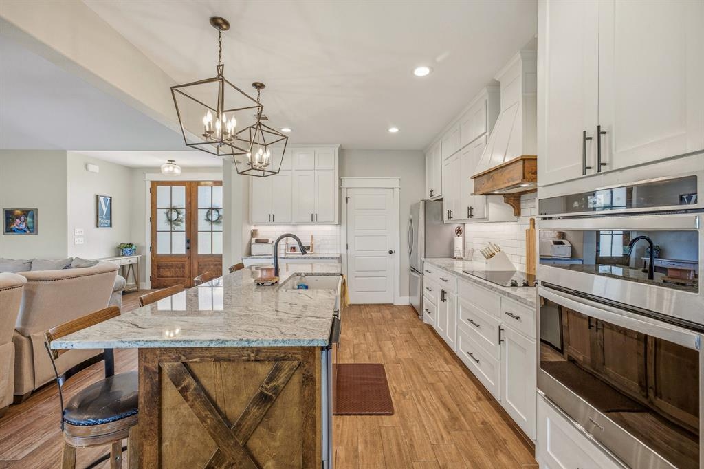 190 Blue Ribbon Lane Stephenville, TX 76401 - Photo 11 of 40