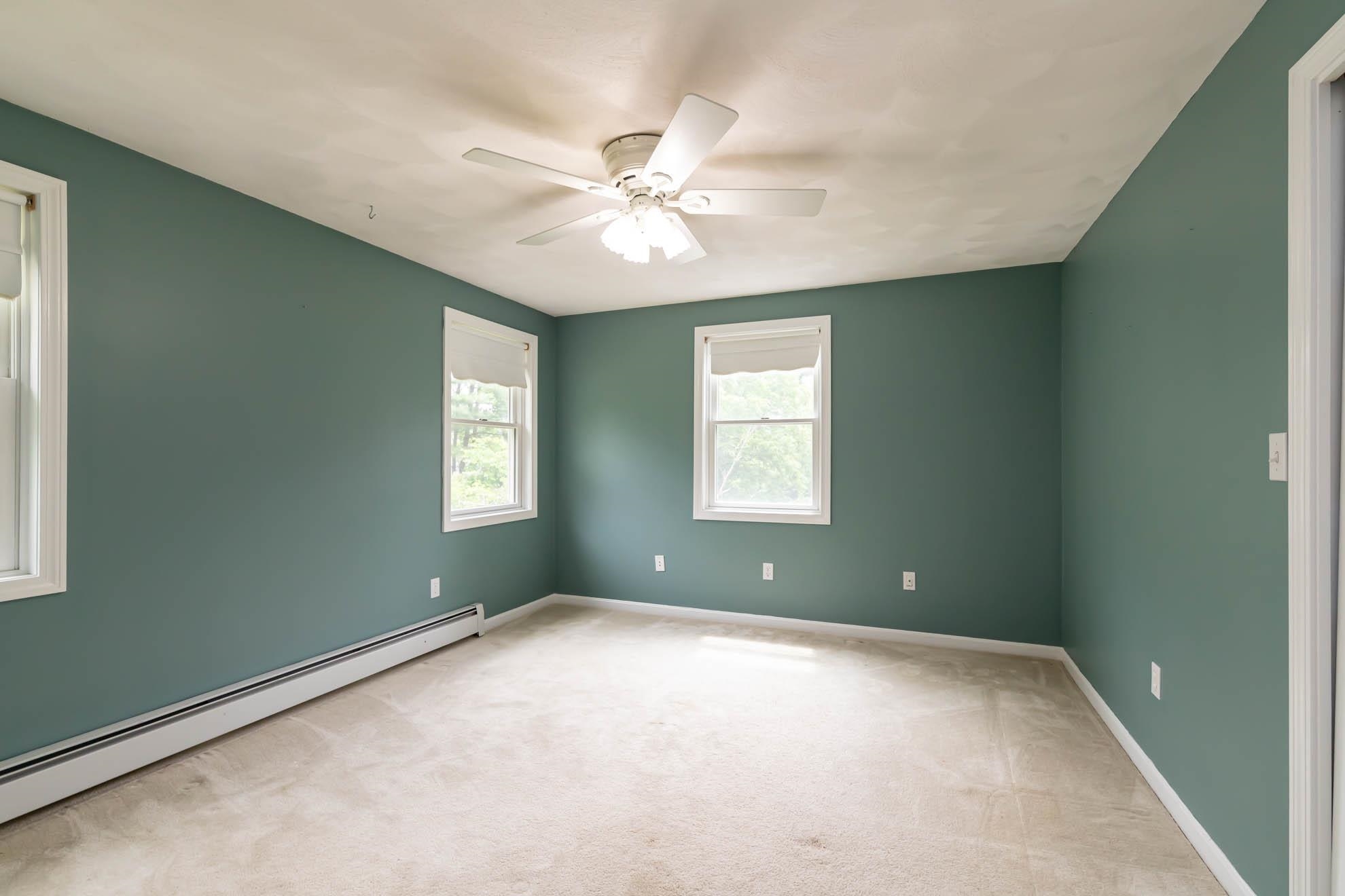 138 Londonderry Road Windham, NH 03087 - Photo 16 of 40