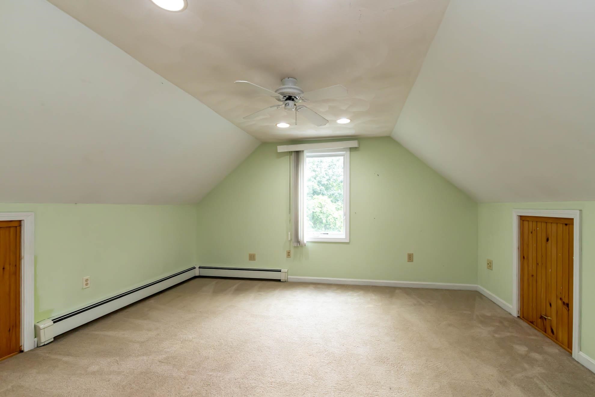 138 Londonderry Road Windham, NH 03087 - Photo 20 of 40