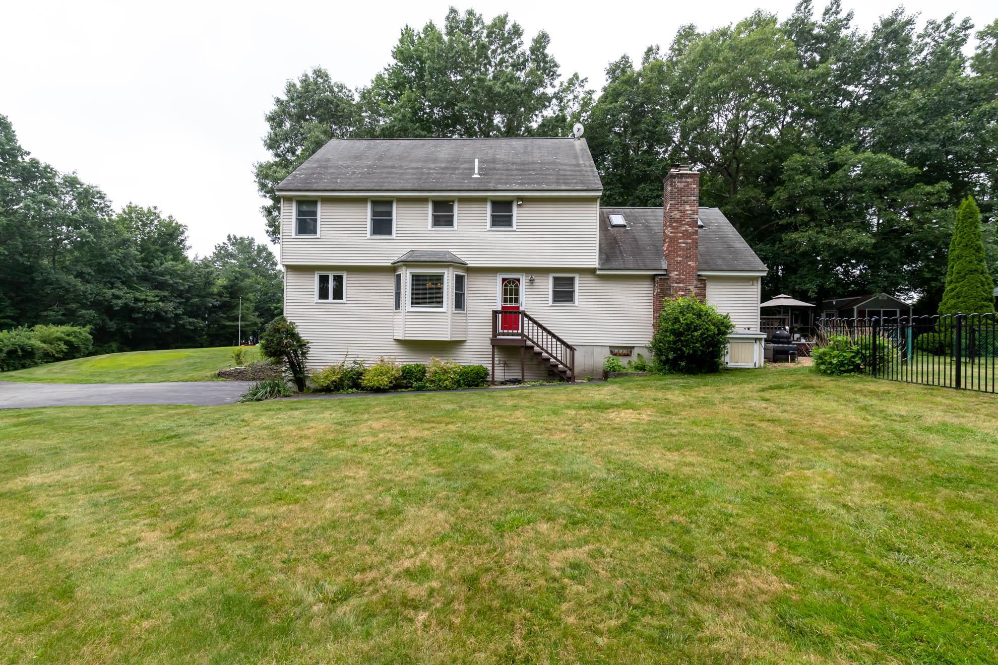 138 Londonderry Road Windham, NH 03087 - Photo 33 of 40