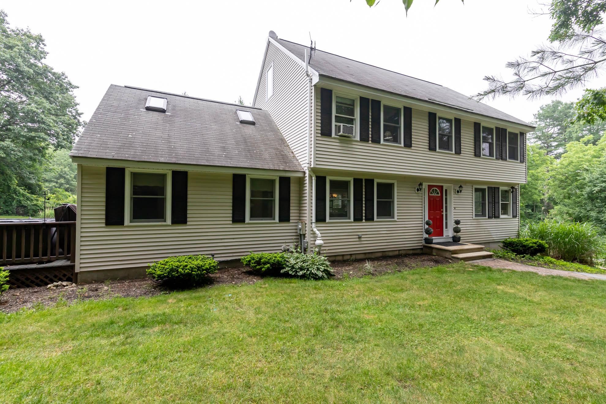 138 Londonderry Road Windham, NH 03087 - Photo 34 of 40