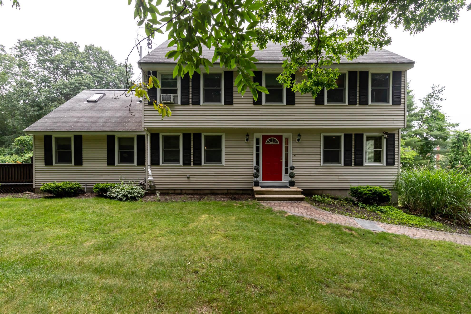 138 Londonderry Road Windham, NH 03087 - Photo 38 of 40