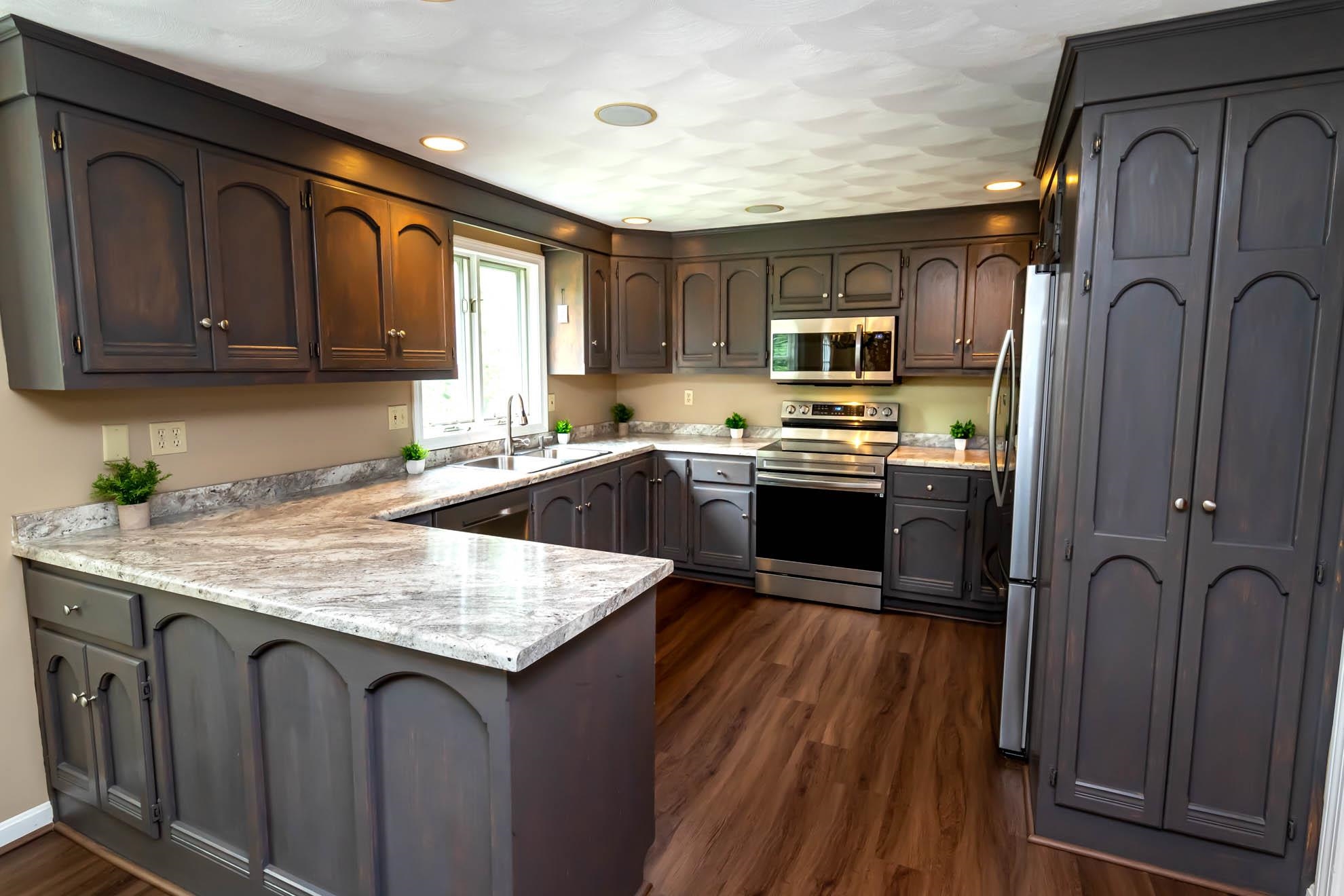 138 Londonderry Road Windham, NH 03087 - Photo 4 of 40