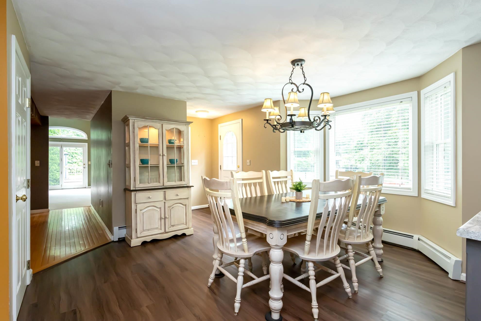 138 Londonderry Road Windham, NH 03087 - Photo 6 of 40