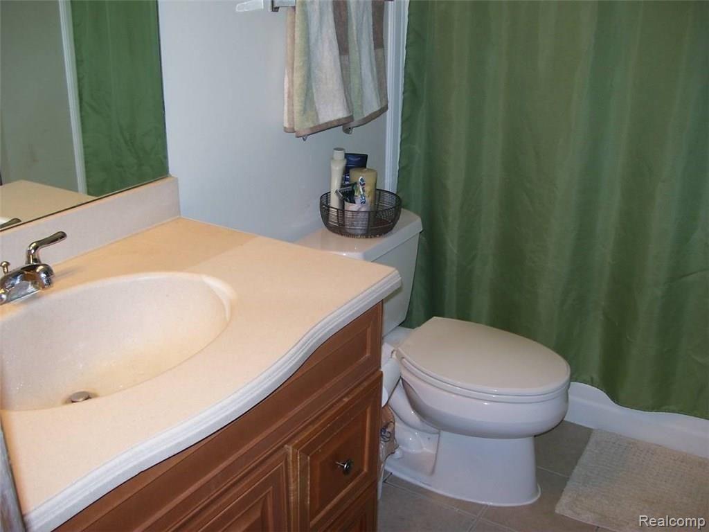 1693 Riverside Drive, Unit 1 Rochester Hills, MI 48309 - Photo 18 of 22