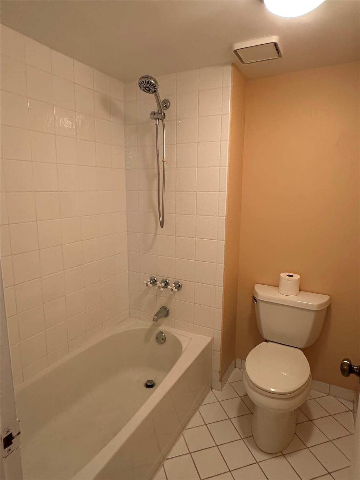 310 Racquet Club Road, Unit 103 Weston, FL 33326 - Photo 11 of 13 MASTER BATH