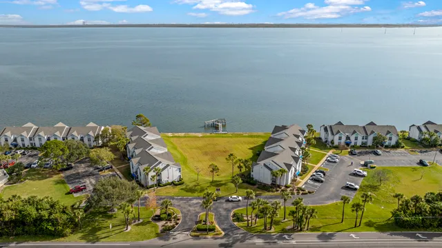 $255,000 | 7030 N Highway, Unit DD205, Cocoa, FL 32927