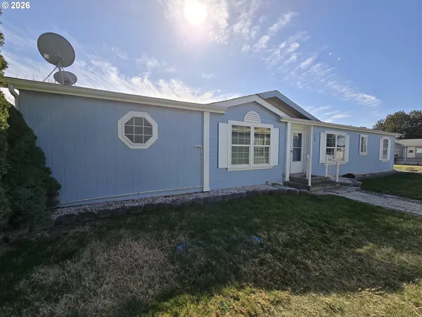 $259,000 | 1688 Northeast 3rd Place, Hermiston, OR 97838