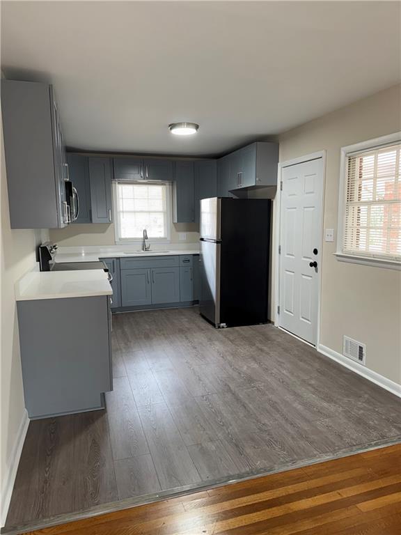 2473 Ben Hill Road Atlanta, GA 30344 - Photo 5 of 16