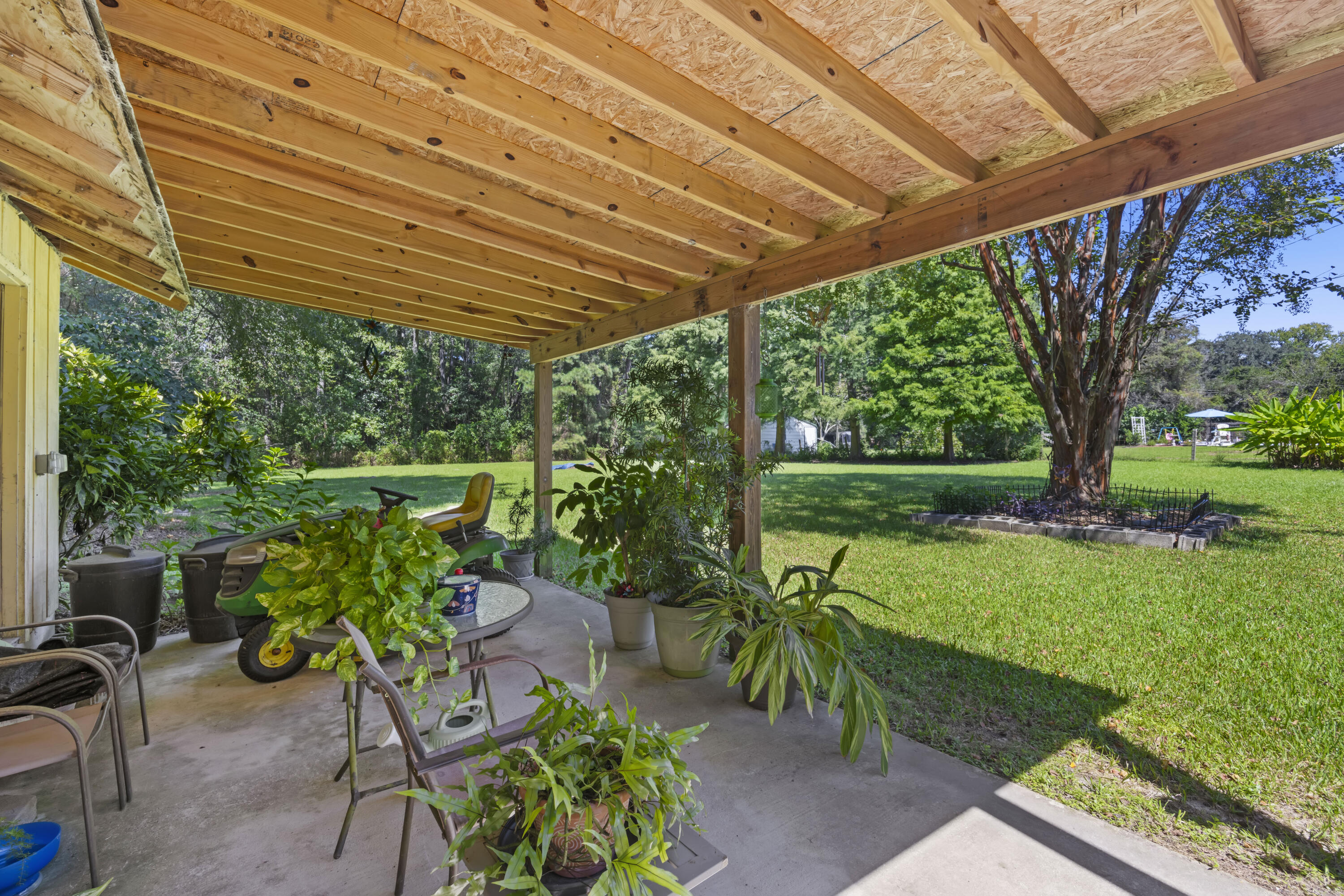 139 Reed Street Summerville, SC 29483 - Photo 27 of 32 243A2508