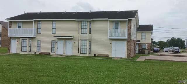 $950 | 113 Oak Ridge Avenue, Unit C, Donaldsonville, LA 70346
