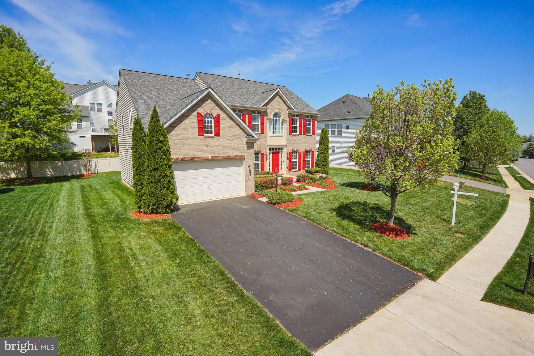 5521 Victory Loop Manassas, VA 20112 - Photo 2 of 54