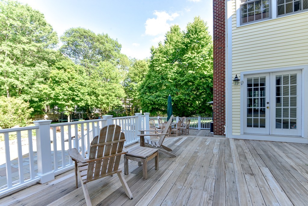 128 Dover Road Wellesley, MA 02482 - Photo 24 of 30 Gallery Image 24