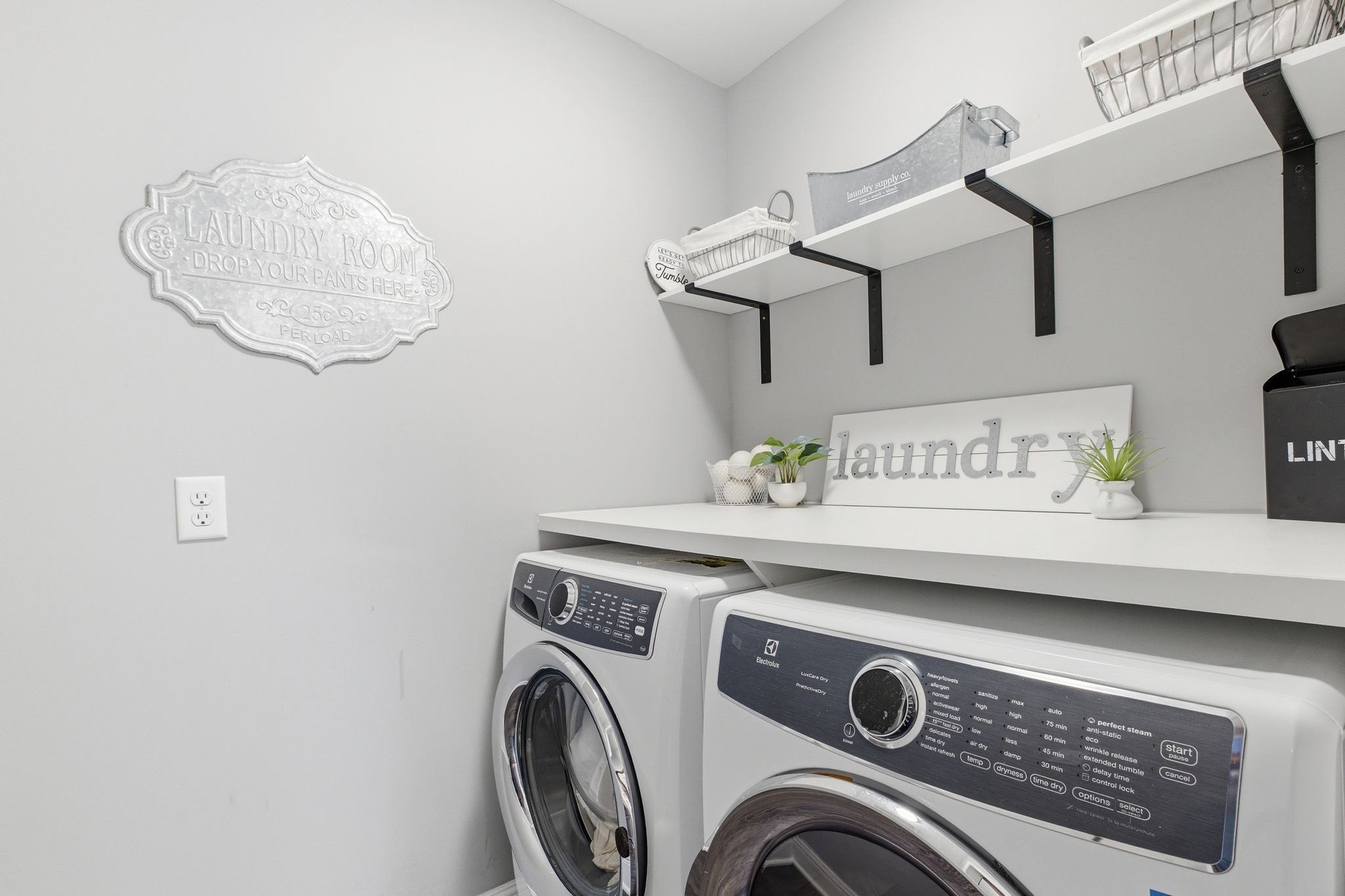 4708 Hessey Road Mount Juliet, TN 37122 - Photo 15 of 44 a utility room with dryer and washer