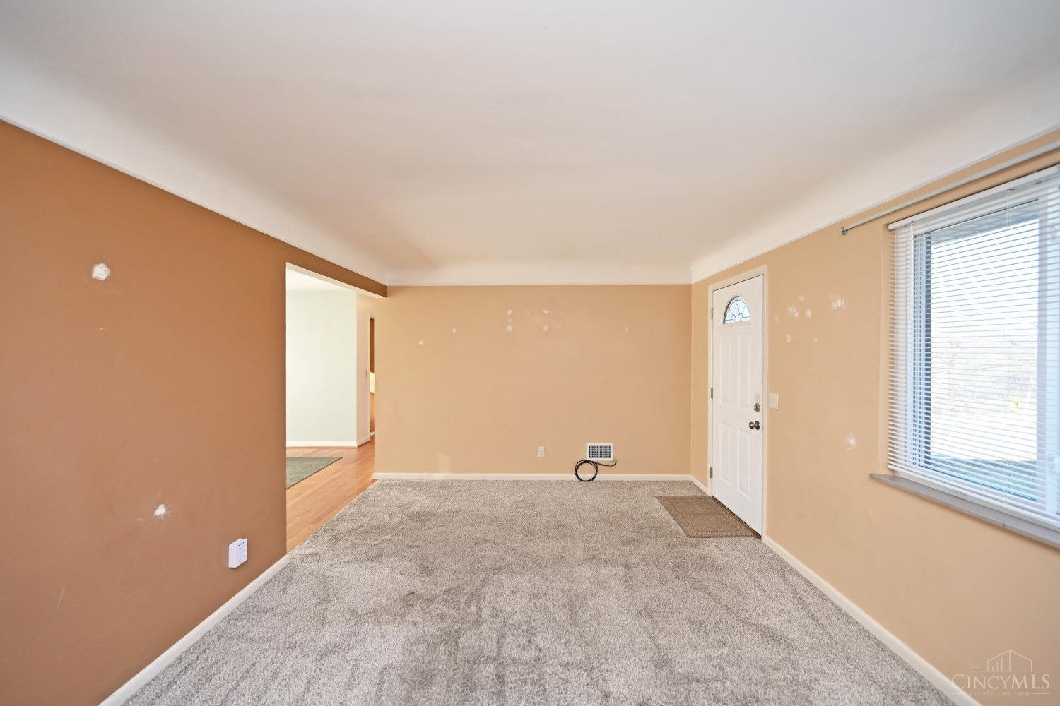 2127 Adams Road Cincinnati, OH 45231 - Photo 8 of 43 Gallery Image 8