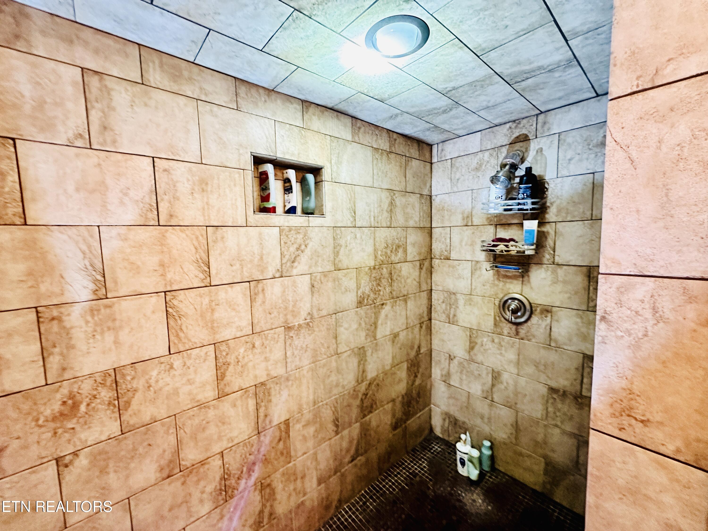 539 Bentley Road Pikeville, TN 37367 - Photo 35 of 46 IMG_7454