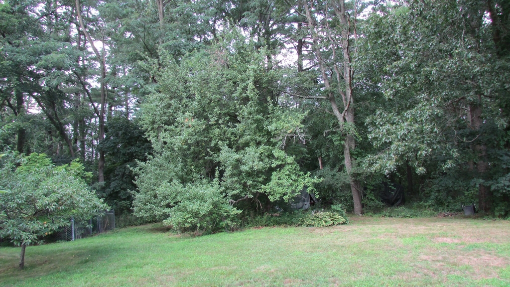 308 Salem Road Billerica, MA 01821 - Photo 13 of 32 Gallery Image 13