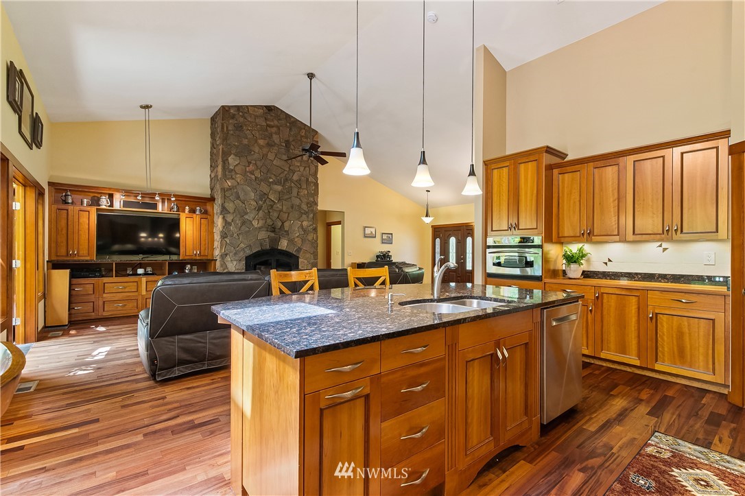 8472 Silver Lake Road Maple Falls, WA 98266 - Photo 20 of 40