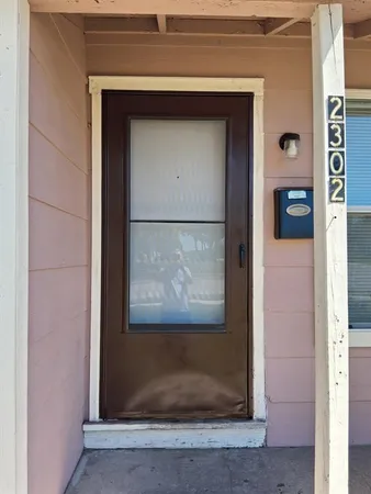$1,000 | 2300 Grayson Avenue, Unit 2302, Fort Worth, TX 76106