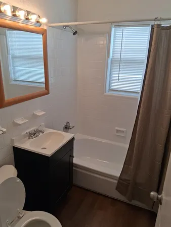 $1,000 | 2300 Grayson Avenue, Unit 2302, Fort Worth, TX 76106